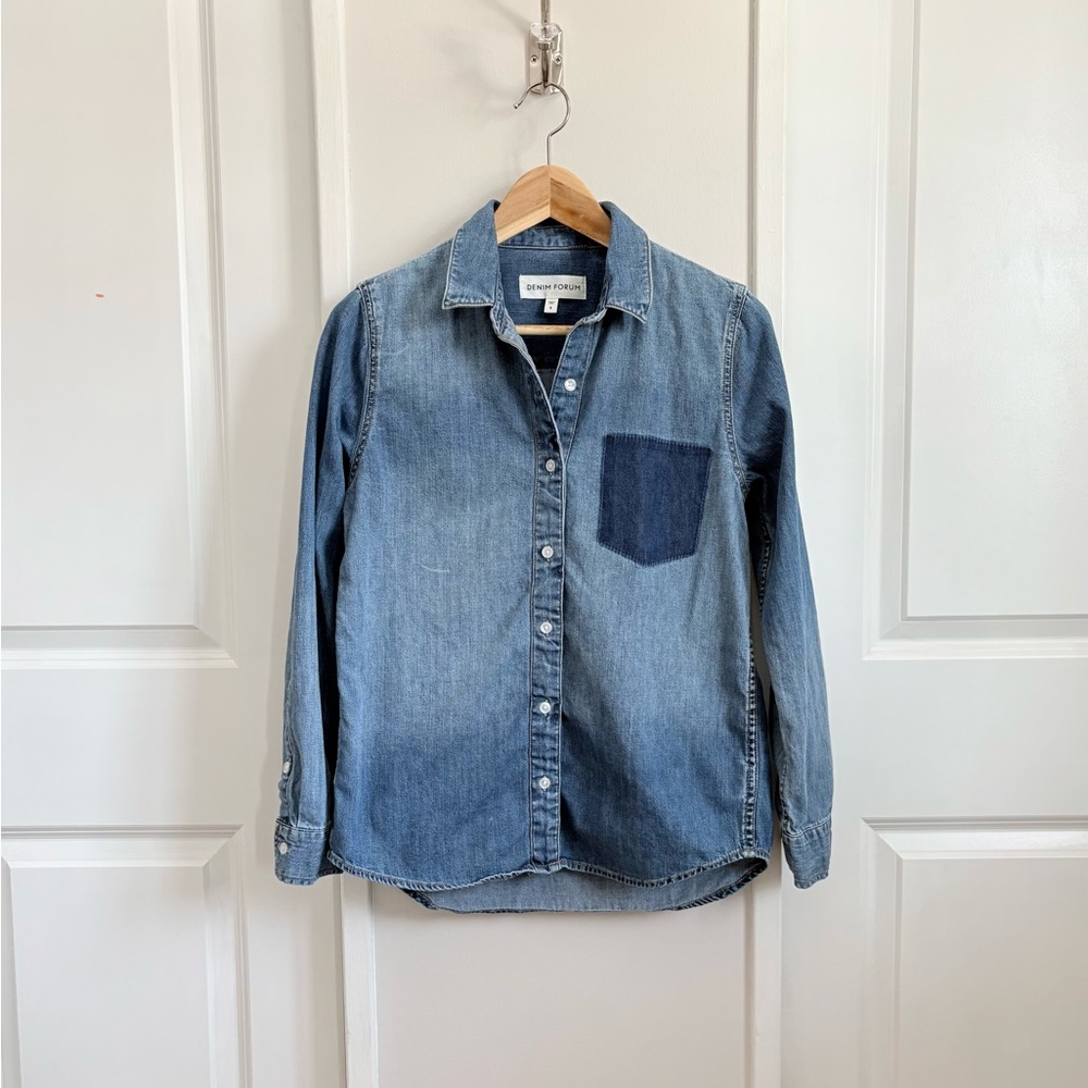 Aritzia Denim Forum Denim Button-Up Shirt – Size Small